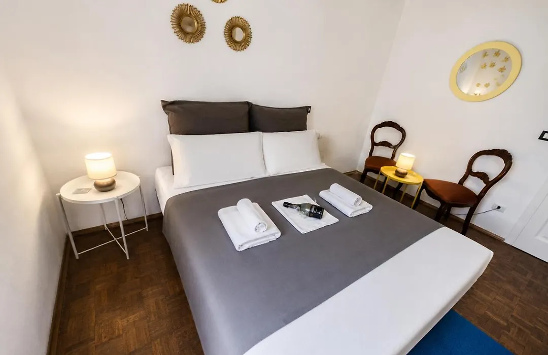 Zen Accommodations Grand Canal-1